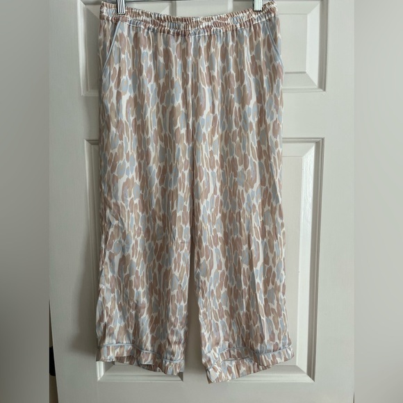 Summersalt Cloud 9 Pajama Set, Size Small, Pastal Animal Print - Picture 7 of 8